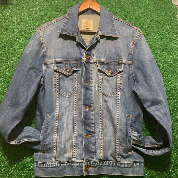 Lucky Brand Jackets & Blazers - Lucky Women’s Jean Jacket 🍀🔥